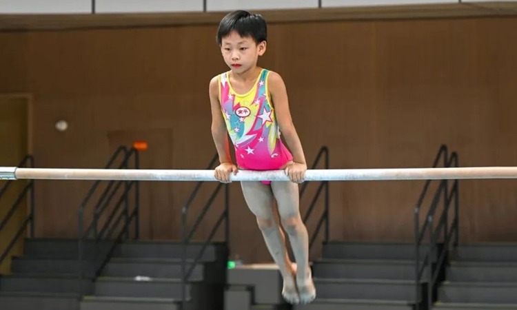 2025 年 11 月：蓝鸟队小格雷罗向球迷发表感言，承诺 2026 赛季将带回冠军