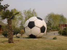 米切尔半场投篮12中7，三分5中3得到22分1板1助1断