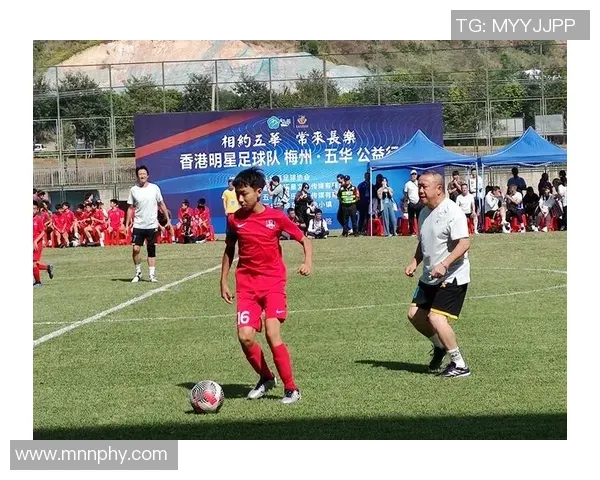 跟队：布伦特福德和桑德兰有意圣地亚哥，但球员想在米兰立足