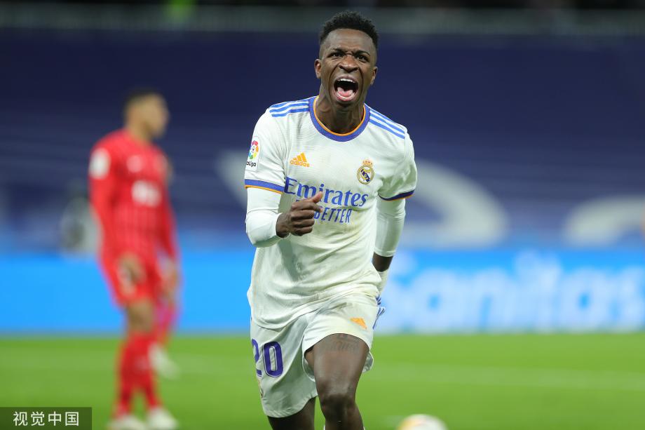 头槌入网 头槌入网