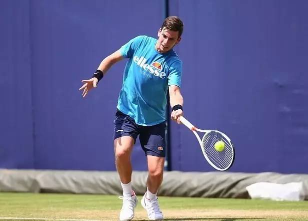 年轻球员的 年轻球员的